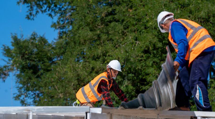 Expert top industrial roofings services in Cleves, OH